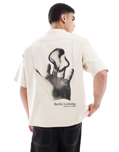 Pull&Bear - T-shirt squadrata bianca con grafica sul retro - view 1