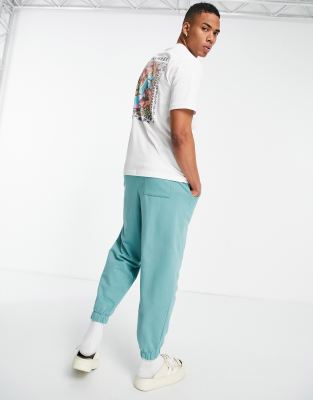 pull and bear jurassic park t shirt