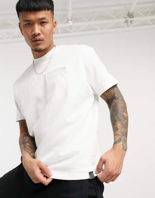 Pull&Bear t-shirt with pocket in white | ASOS