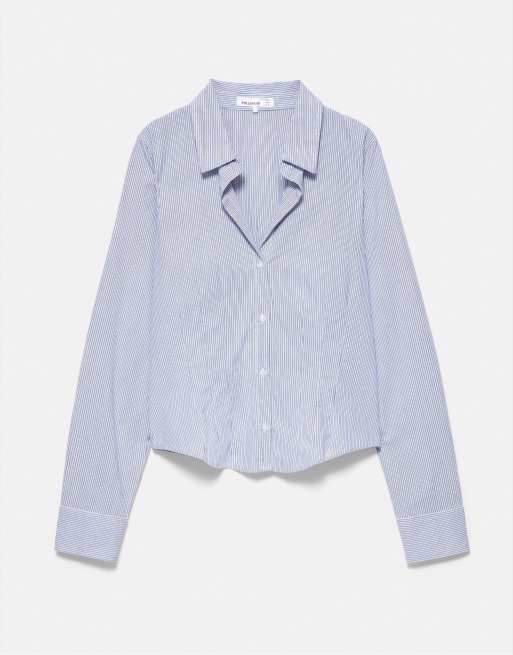 Pull&Bear tailliertes Hemd mit breiten Manschetten in Blau/Weiß, 5 von 7