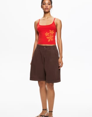 Pull&Bear tailored bermuda shorts in chocolate - view 1