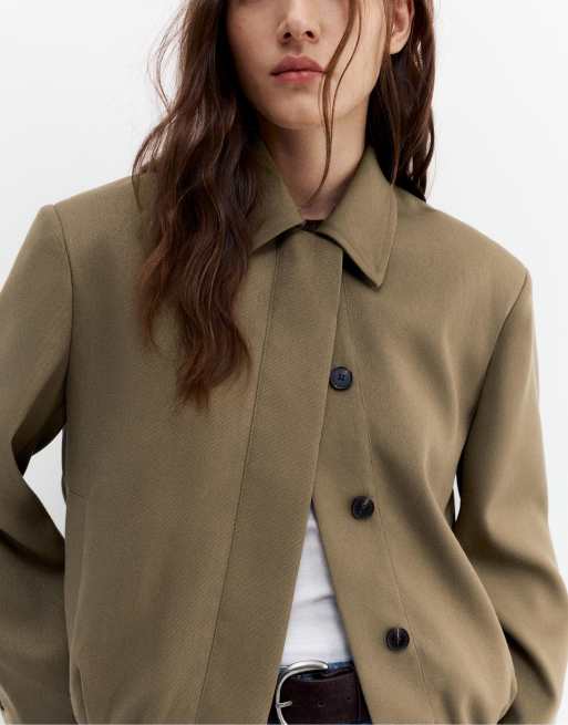 Pull&Bear Tailored fit balloon silhouette jacket in camel | ASOS