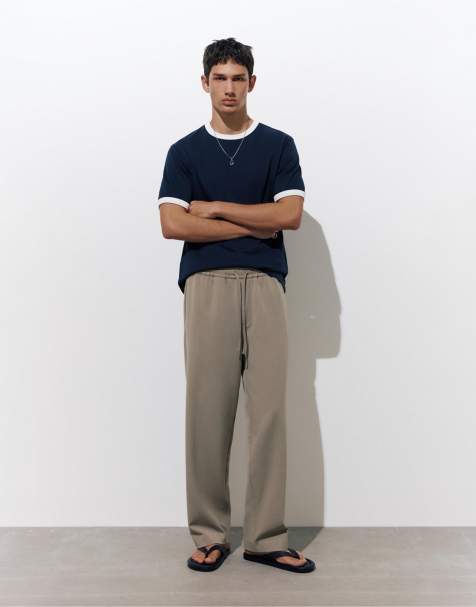 Pull&Bear Tailored fit joggers in taupe