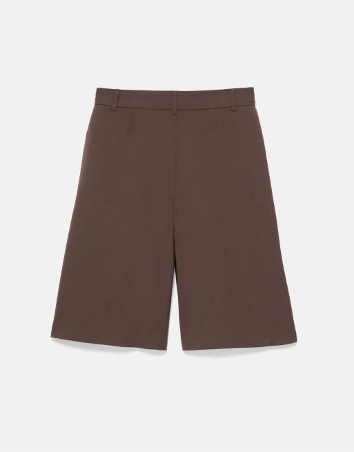 Pull&Bear Tailored Fit maßgeschneiderte Bermuda-Shorts mit Bügelfalten in Braun, 7 von 7