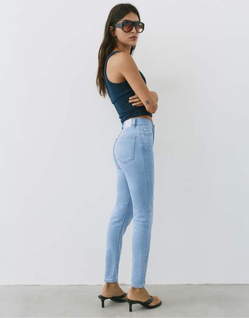 Pull&Bear Tall – Enge Jeans in Himmelblau mit hohem Bund, 2 von 7