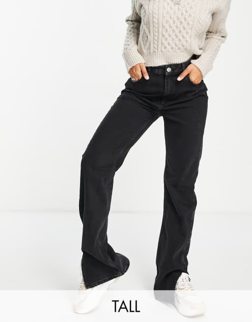 Pull&Bear Tall Exclusive 90s high waisted straight leg jeans with split hem in black