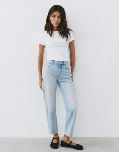 Pull&Bear Tall High-waist mom fit jeans in faded blue - view 1