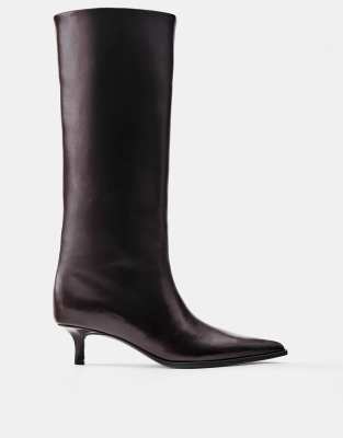 Heel 3