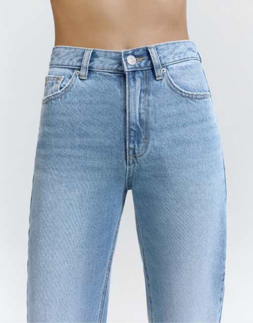 Pull&Bear Tall – Mom-Fit-Jeans in Mittelblau mit hohem Bund, 3 von 7