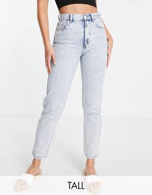 Pull & Bear Tall - Schlichte Mom-Jeans in Hellblau