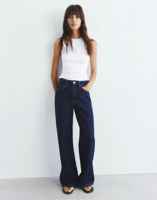 Pull&Bear – Tanktop in Weiß mit Rundhalsausschnitt, 3 von 4
