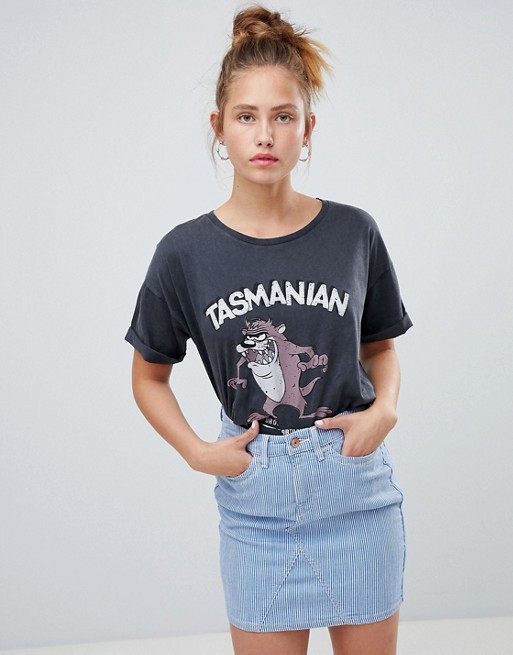 Pull and bear tasmania t shirt Montrose How to dress formal but casual