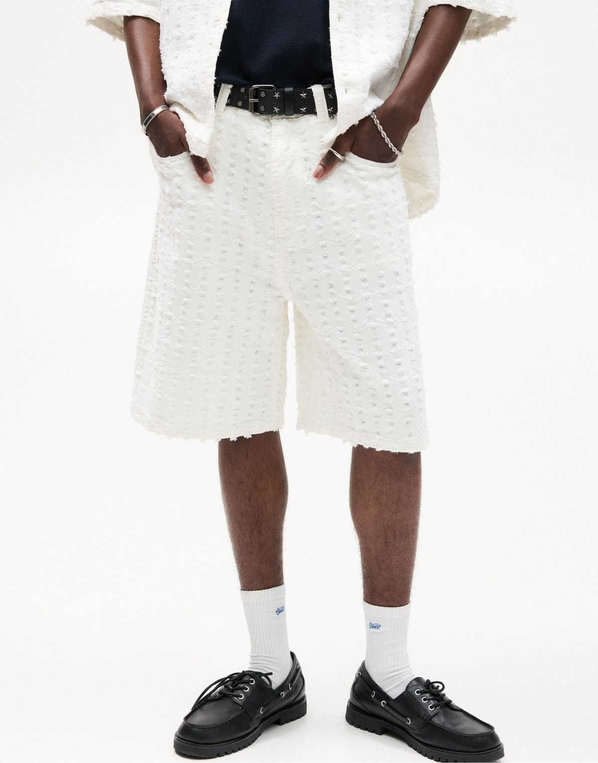 Pull&Bear textured baggy denim bermuda shorts in off white