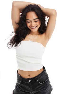 Pull & Bear Textured Bandeau Top In White