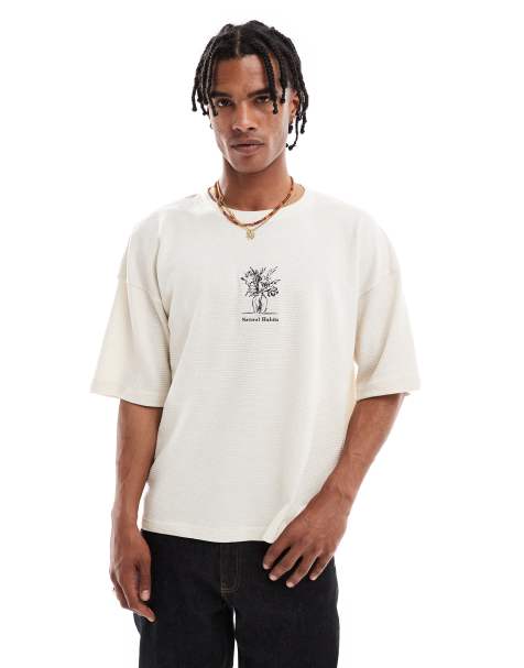 Pull&Bear textured flower vase  graphic t-shirt in white - view 1