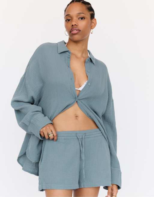 Pull&Bear textured oversized shorts in blue