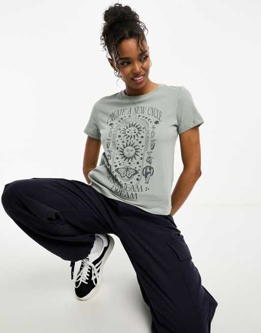 Pull&Bear tie dye graphic T-shirt in gray
