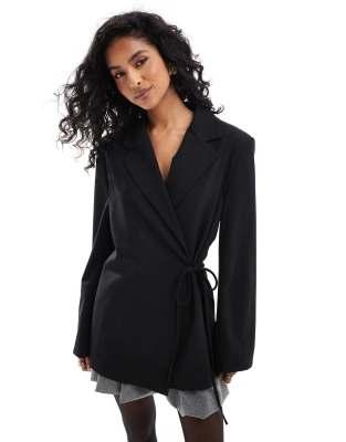 tie front oversized blazer in black