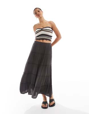 Pull-Bear tiered maxi skirt in brown 6490₽