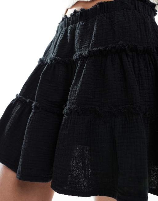 Pull&Bear tiered mini skort in black