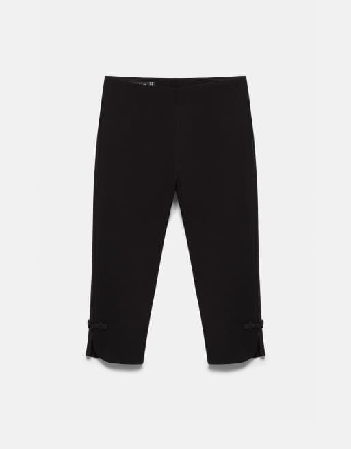 Pull&Bear Toggle capris in black, 6 of 7