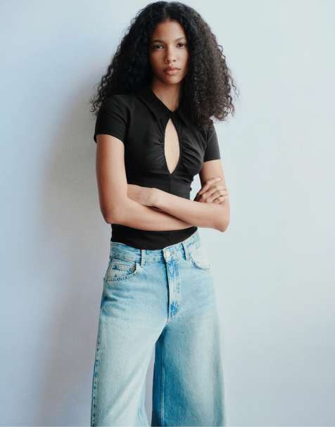 Pull&Bear top corto a maniche corte con cut-out nero - view 1