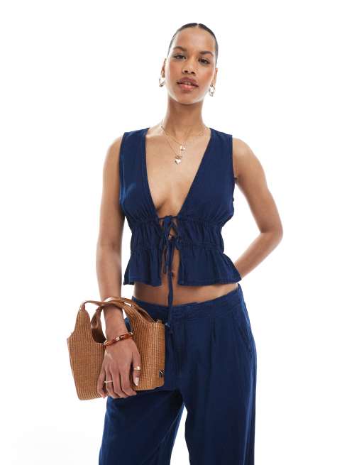 Pull&Bear - Top in denim con laccetti lavaggio blu scuro in coordinato