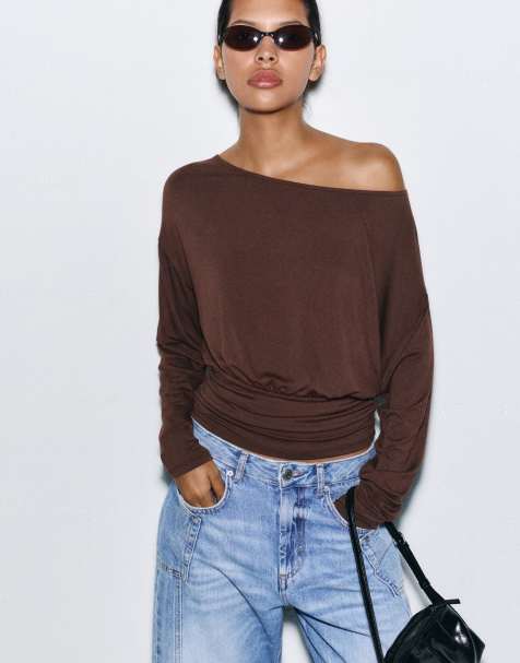 Pull&Bear top met boothals en tailleband in bruin - view 1