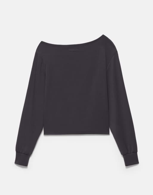 Pull&Bear topp med asymmetrisk ringning i grått, 7 av 7