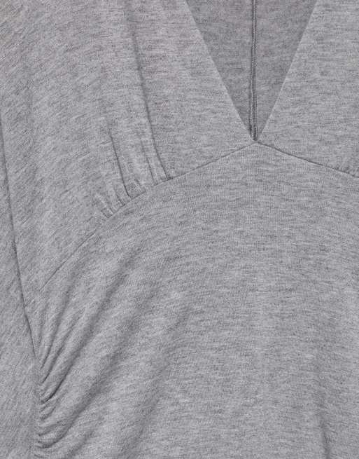 Pull&Bear topp med v-ringning och rynkdetaljer i gråmelerad, 6 av 7