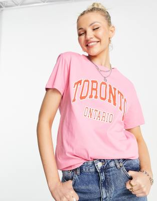 pull and bear pink t shirt