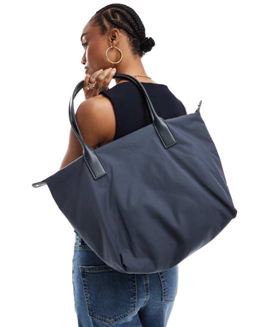 Pull&Bear tote bag with removable carabiner in grey | ASOS