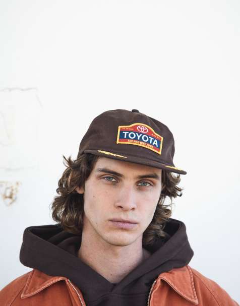 Pull&Bear - Toyota - Cappellino marrone - view 1