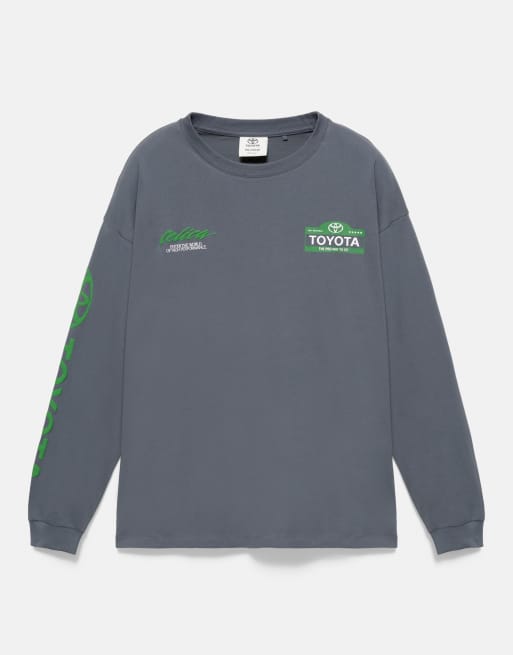 Pull&Bear Toyota celica long sleeve t-shirt in dark anthracite, 5 of 7