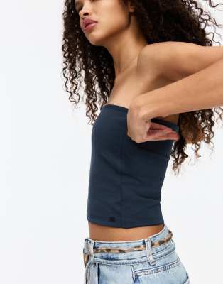 Pull & Bear - Trägerloses Oberteil in Marineblau