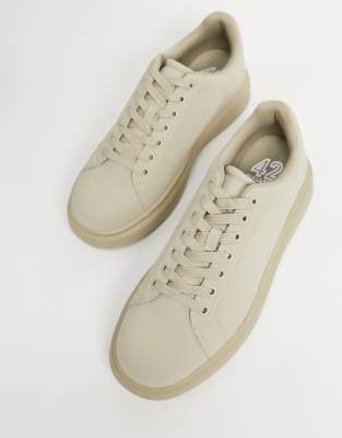 pull and bear chunky sole trainers