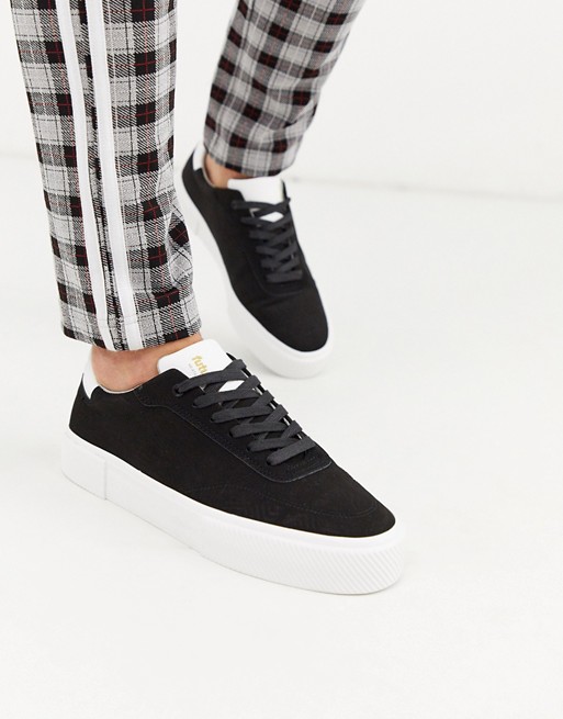 Pull&Bear trainers with contrast heel and tab in black
