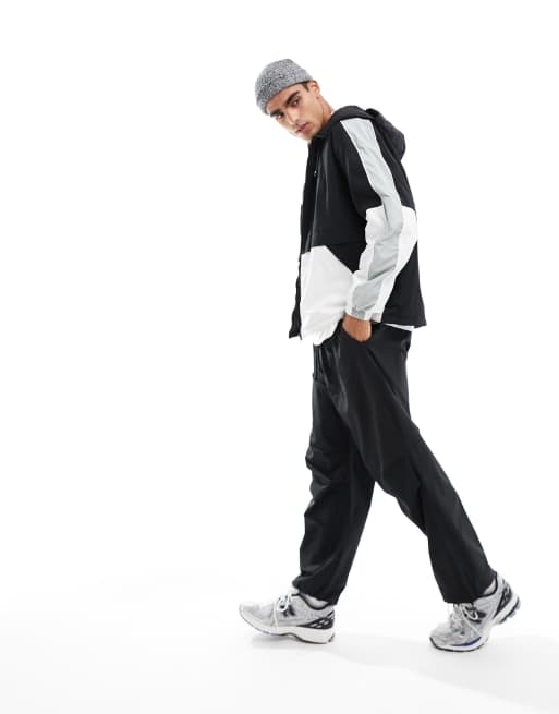 Pull&Bear - Trainingsjack in zwart met contrasterende panelen
