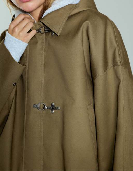 Pull&Bear trench-coat court à brandebourgs kaki, 5 de 7