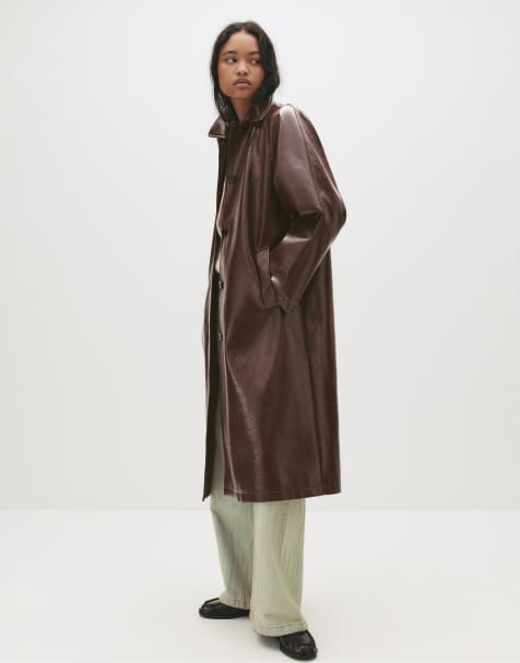 Pull&Bear - Trench-coat en vinyle - Bordeaux - view 1