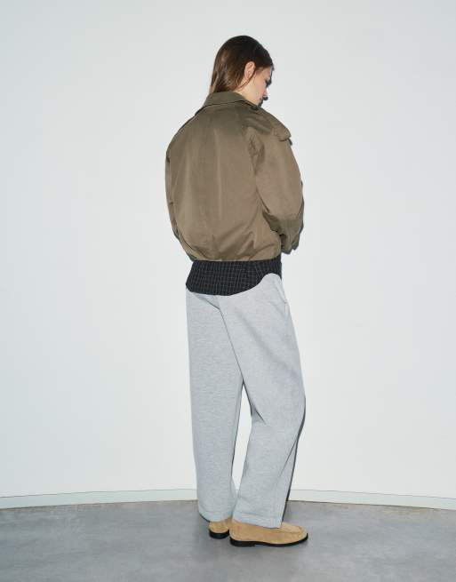 Pull&Bear trenchcoat i ballon-fit i mørk khaki, 3 af 6