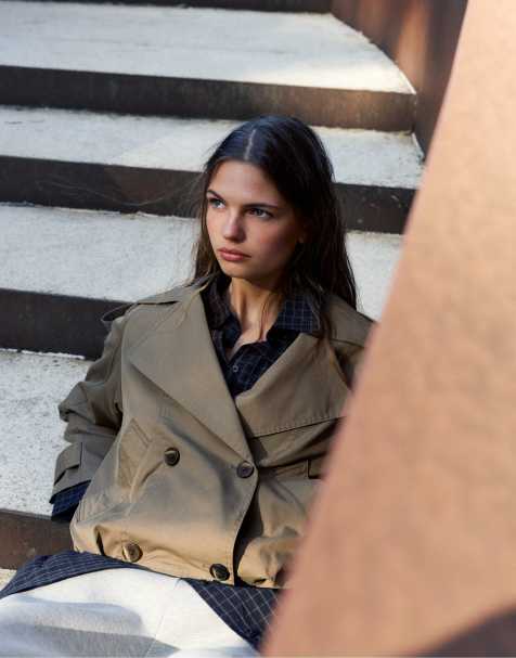 Pull&Bear trenchcoat met ballonpasvorm in donker kaki - view 1