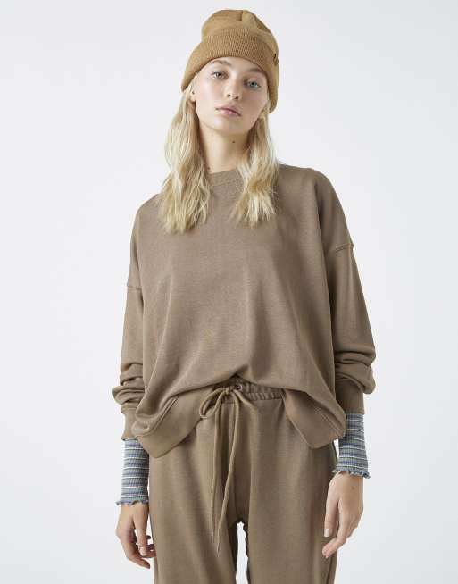 Pull&Bear - Træningssæt med sweatshirt og joggingbukser i mokkafarve, 4 af 4