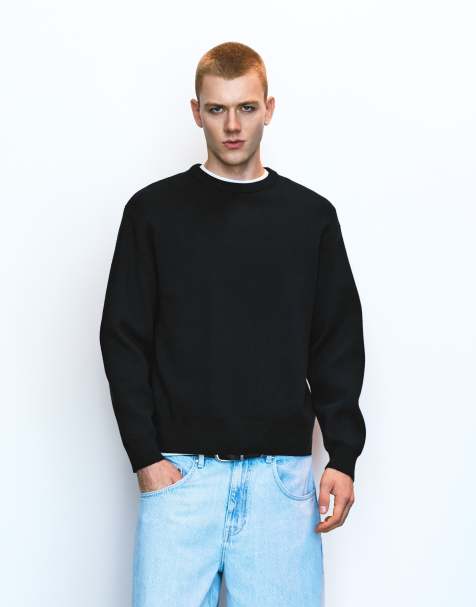 Pull&Bear tröja med rund halsringning i svart - view 1