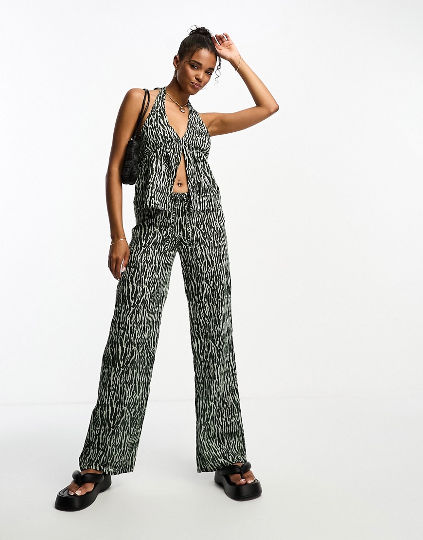 Pull & Bear trousers co ord in animal print-Multi