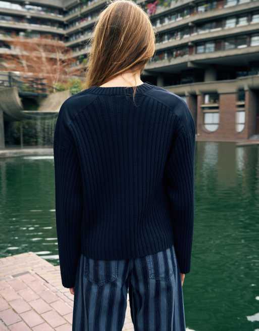 Pull&Bear trui met panelen van gemengde stof in donkerblauw, 2 van 6