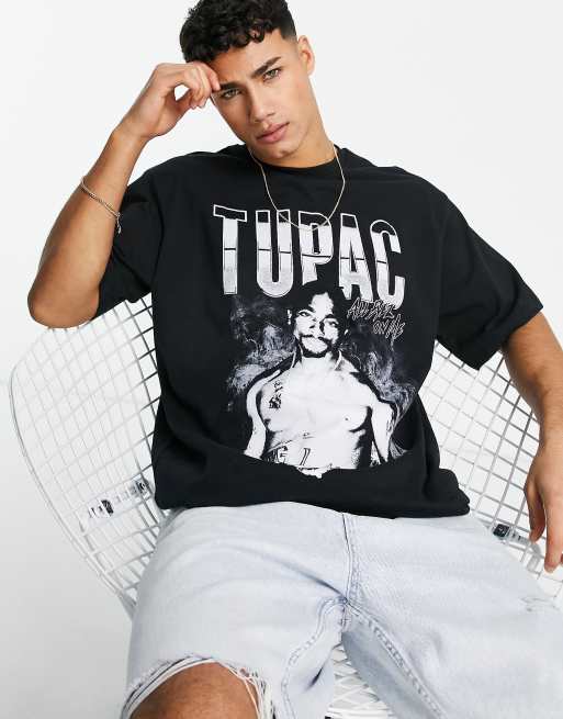 Pull&Bear - Tupac - T-shirt med grafisk print i sort