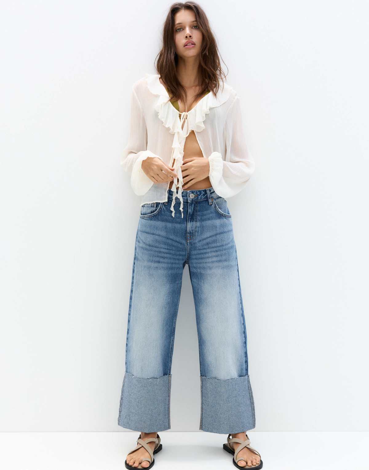 Pull&Bear turn up hem straight leg jean in blue