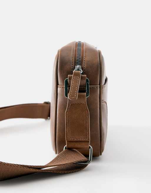Pull&Bear Umhängetasche in Braun mit Used-Effekt, 3 von 5