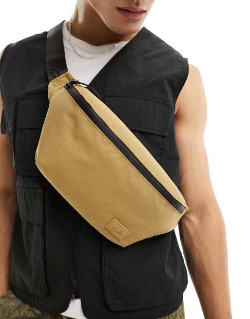 Waist bag pull outlet and bear